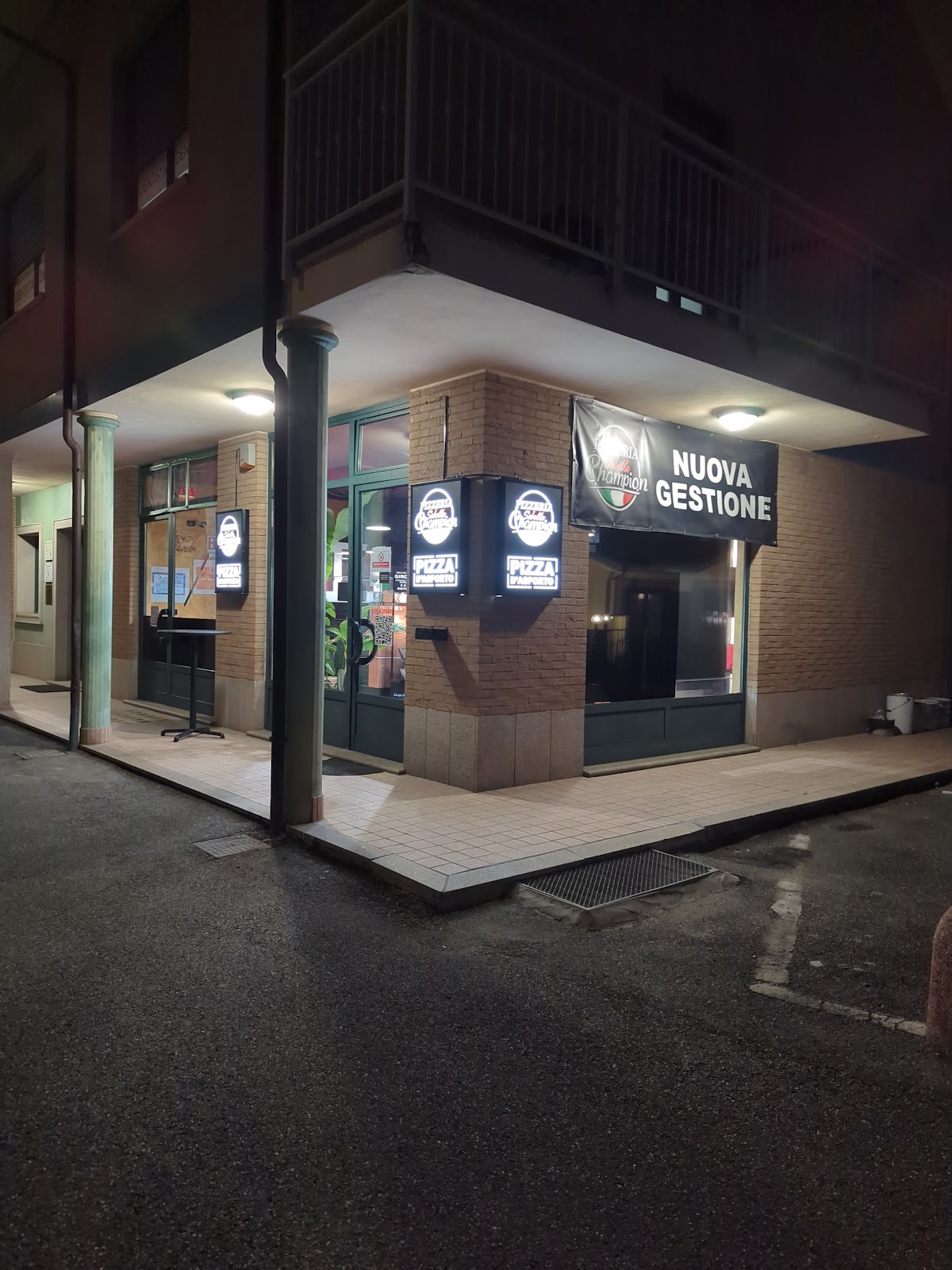 Pizzeria Sabella Champion - 3